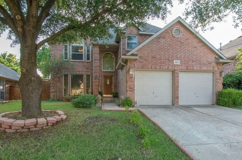 9807 Sunrise Ct, Irving TX  75063-5045 exterior