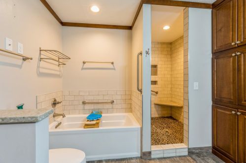 1862 4th St, Saint Paul MN  55110-3165 exterior