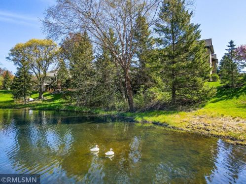 5 Hawthorne Ct, Saint Paul MN  55127-6476 exterior