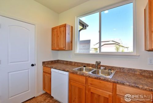 2655 Sapphire St, Loveland CO 80537-2024 exterior