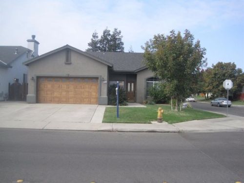 4155 Mckenna Dr, Turlock, CA 95382-7258