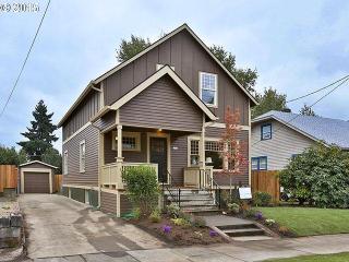 1712 Church St, Portland OR  97211-3250 exterior