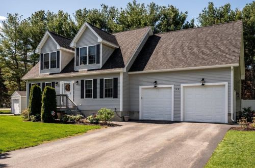 43 Alison Dr, Seabrook, NH 03874-4302