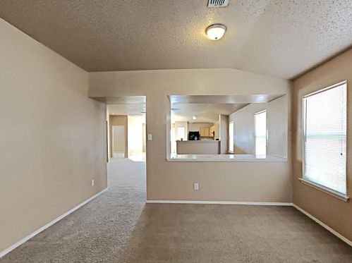 7912 Hidden Brook Dr, Fort Worth TX  76120-3631 exterior