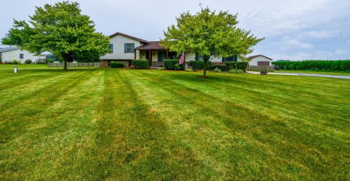 3592 Hampton Rd, Springfield OH  45502-9690 exterior