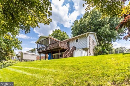 1410 Morningside Dr, Silver Spring MD 20904-1530 exterior