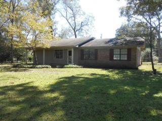 109 Tomberlin Ct, Fitzgerald, GA 31750-8103