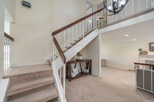 1567 Bridget Ave, Simi Valley CA  93065-3607 exterior