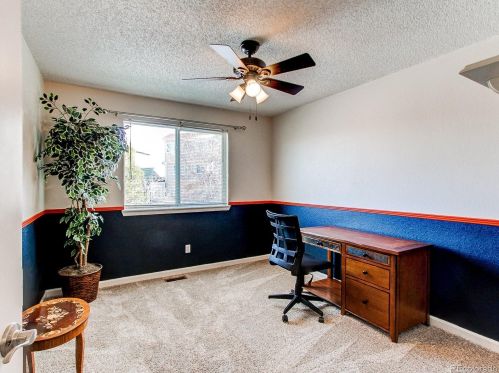 20695 Oxford Pl, Denver CO 80014-5137 exterior