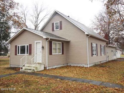 1313 Harrison Ave, Fairman, IL 62882-2791