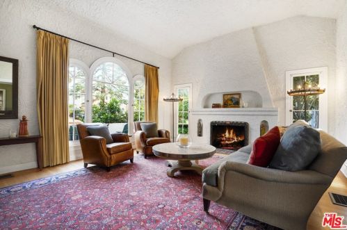 1109 Cedar St, Glendale CA  91207-1728 exterior
