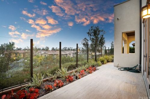 130 Long Fence, Irvine CA  92602-1807 exterior