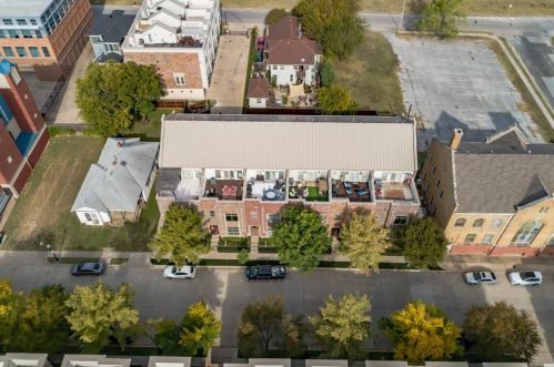 701 1st St, Fort Worth TX  76102-2705 exterior