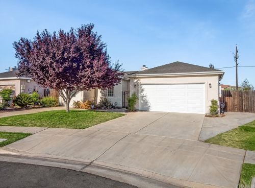 236 Shelly Ave, Fresno, CA 93727-3653