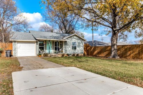 5808 Locke Ave, Fort Worth TX  76107-5022 exterior