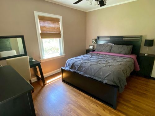 6152 Cambridge Ave, Cincinnati, OH 45230-1876