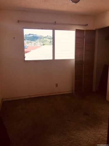 1102 19th Ave, Honolulu HI  96816-4609 exterior