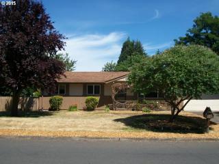 7613 124th Ave, Vancouver, WA 98682-4141