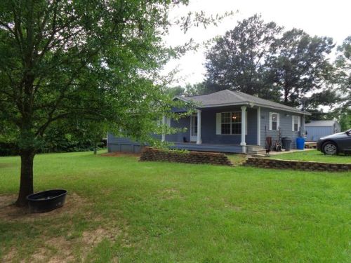 560 Wesley St, Gray, TX 75657-3500