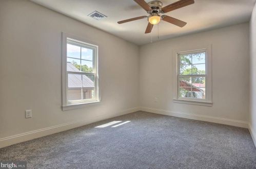 1604 Pine Rd, Carlisle PA  17015-9324 exterior