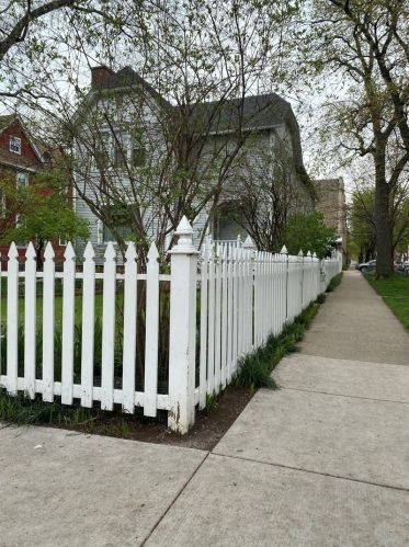 1930 Estes Ave, Chicago IL  60626-2363 exterior
