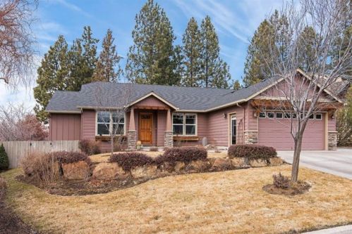 19611 Greatwood Loop, Bend, OR 97702-2791