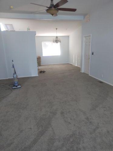 534 Rolling Hl Rd, Vista CA 92081-7513 exterior