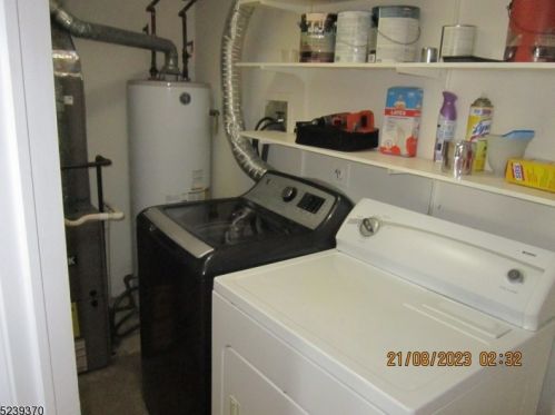 92 Quartz Ln, Paterson NJ  07501-3348 exterior