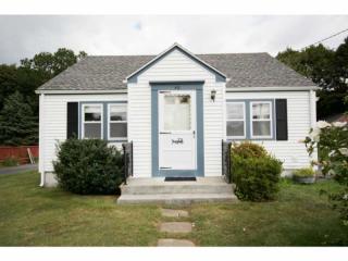 40 John Duggan Rd, Tiverton, RI 02878-1514