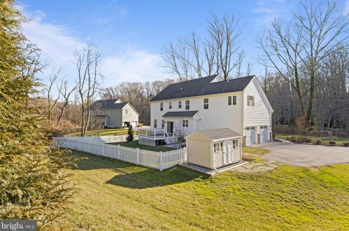 701 Ridley Creek Rd, Media PA  19063-2228 exterior