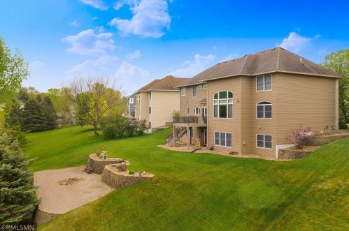 10098 Bridgewater Pkwy, Saint Paul MN  55129-8576 exterior