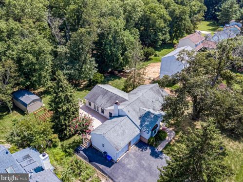 15013 Timberlake Dr, Silver Spring MD 20905-4360 exterior