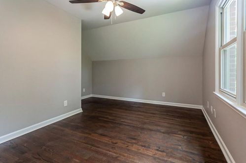 810 Mabry Rd, Atlanta GA  30328-2662 exterior