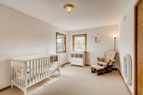 224 Oak St, Elmhurst IL  60126-2632 exterior