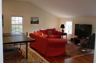 18 View Ln, Norwalk CT  06854-2413 exterior
