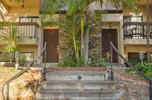320 Mchenry Rd, Glendale, CA 91206-3890