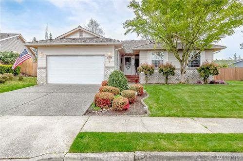 7704 Country Club Dr, Bryant, WA 98223-5958