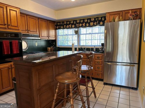 3811 Abby Ct, Atlanta GA  30329 exterior