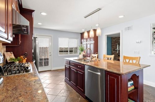 1749 Cambridge Ave, Placentia, CA 92870-2307