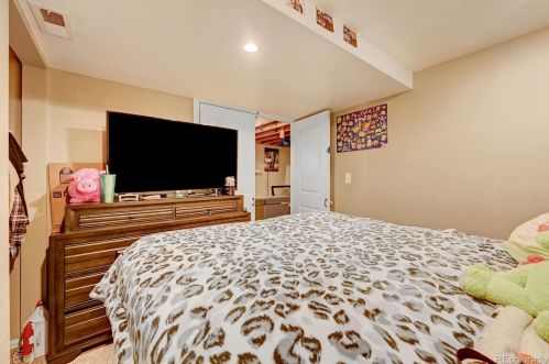 1438 Vaughn Cir, Denver CO  80012-4340 exterior