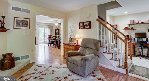 1843 Spring Ridge Ln, Lancaster PA  17603-6794 exterior