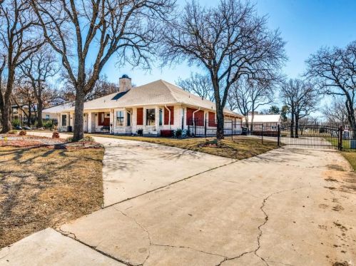 7224 Bursey Rd, Fort Worth, TX 76182-9100