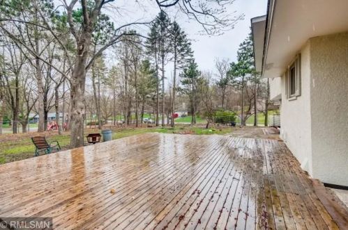 2382 Hillside Rd, Saint Paul MN  55110-5534 exterior