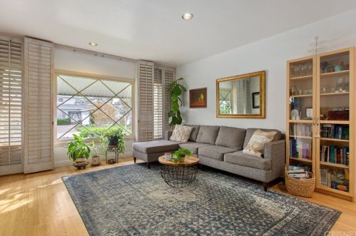 13001 Cumpston St, Van Nuys, CA 91401-5420