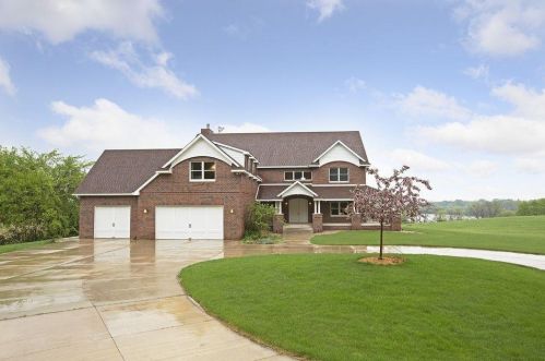 5690 60th St, Waverly, MN 55390-5555