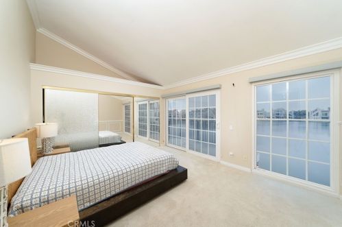 3561 Windspun Dr, Huntington Beach CA  92649-2027 exterior