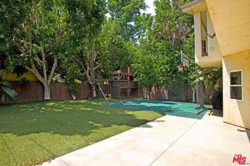 4459 Tyrone Ave, Van Nuys, CA 91423-2626