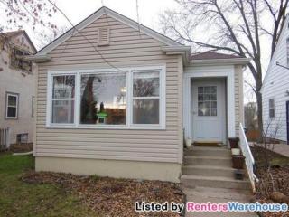 3020 Garfield St, Minneapolis MN  55418-2222 exterior