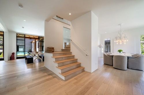 150 Huntington Rd, Atlanta, GA 30309-1504