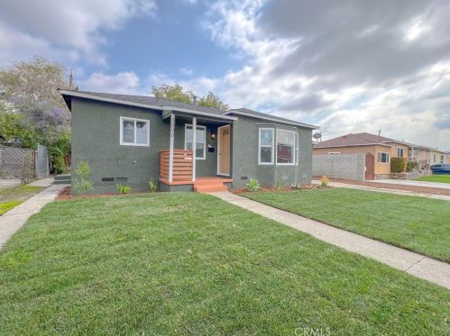 1040 Gunlock Ave, Compton, CA 90220-4428